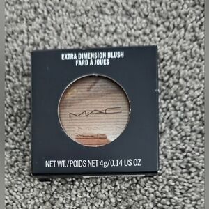 MAC Eyeshadow Hard-To-Get, 0.14oz, Brand New, 1PK
